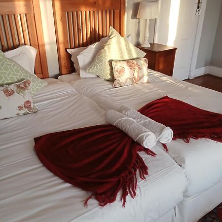 Kardinal Guesthouse Port Elizabeth Exteriör bild